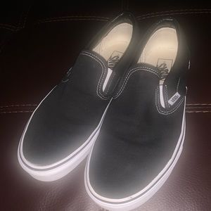 Mens Black Vans Slip-on - Size 9